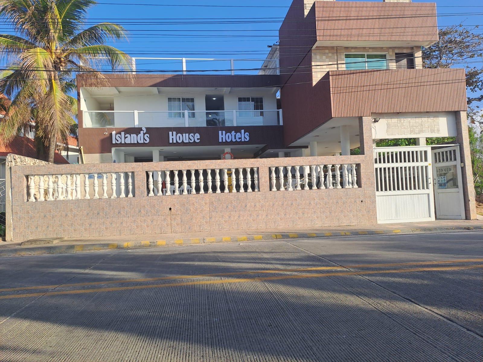 Vista Exterior Island House Hotels
