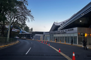 Actividad - Traslado desde el Aeropuerto Internacional Monseñor Óscar Arnulfo Romero hacia hoteles