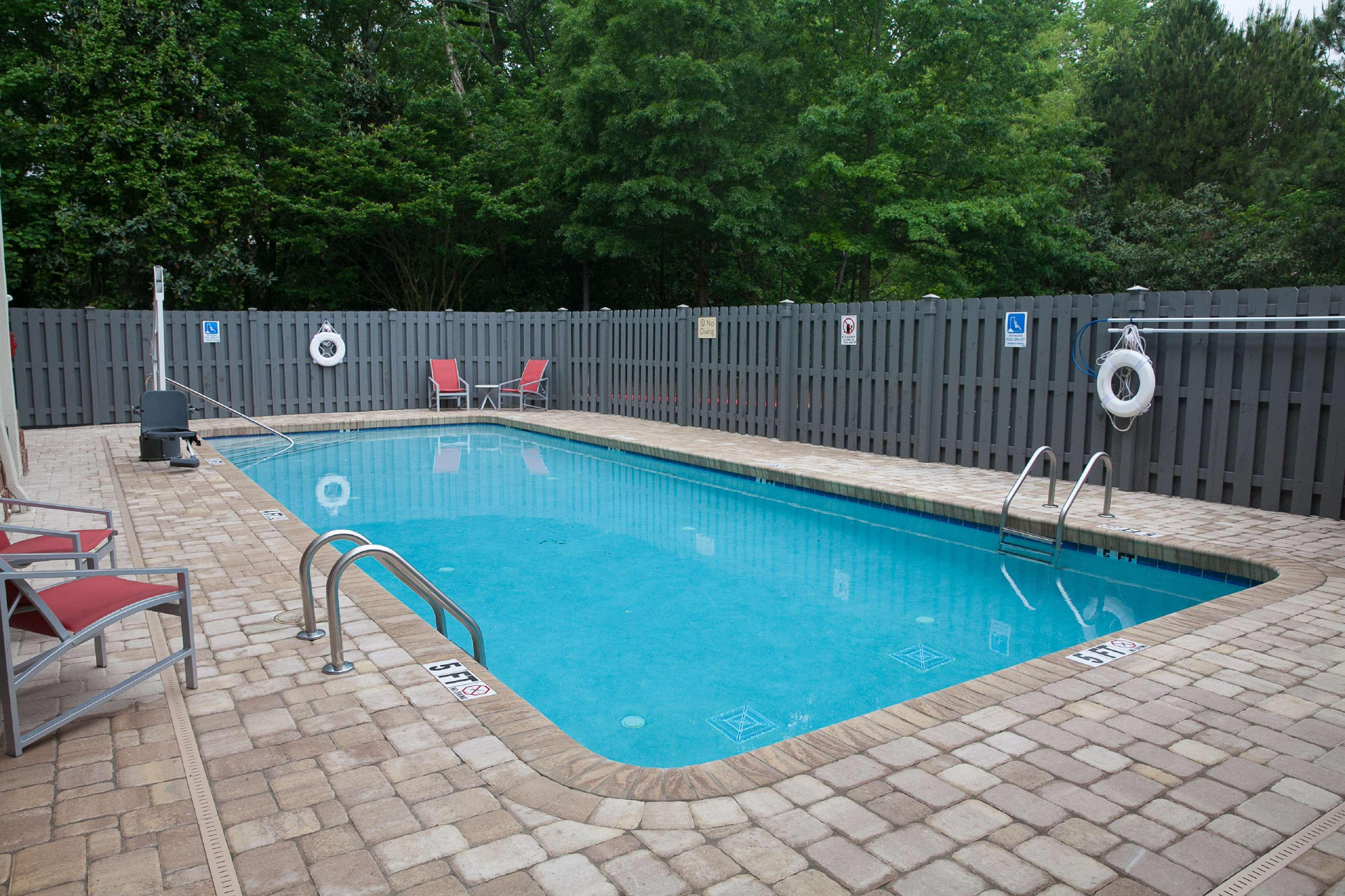 Vista Piscina DoubleTree by Hilton Atlanta - Alpharetta