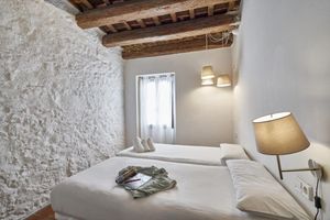Alquiler Vacacional - Spacious apartment for 4 to 6 people minutes from Las Ramblas with parking