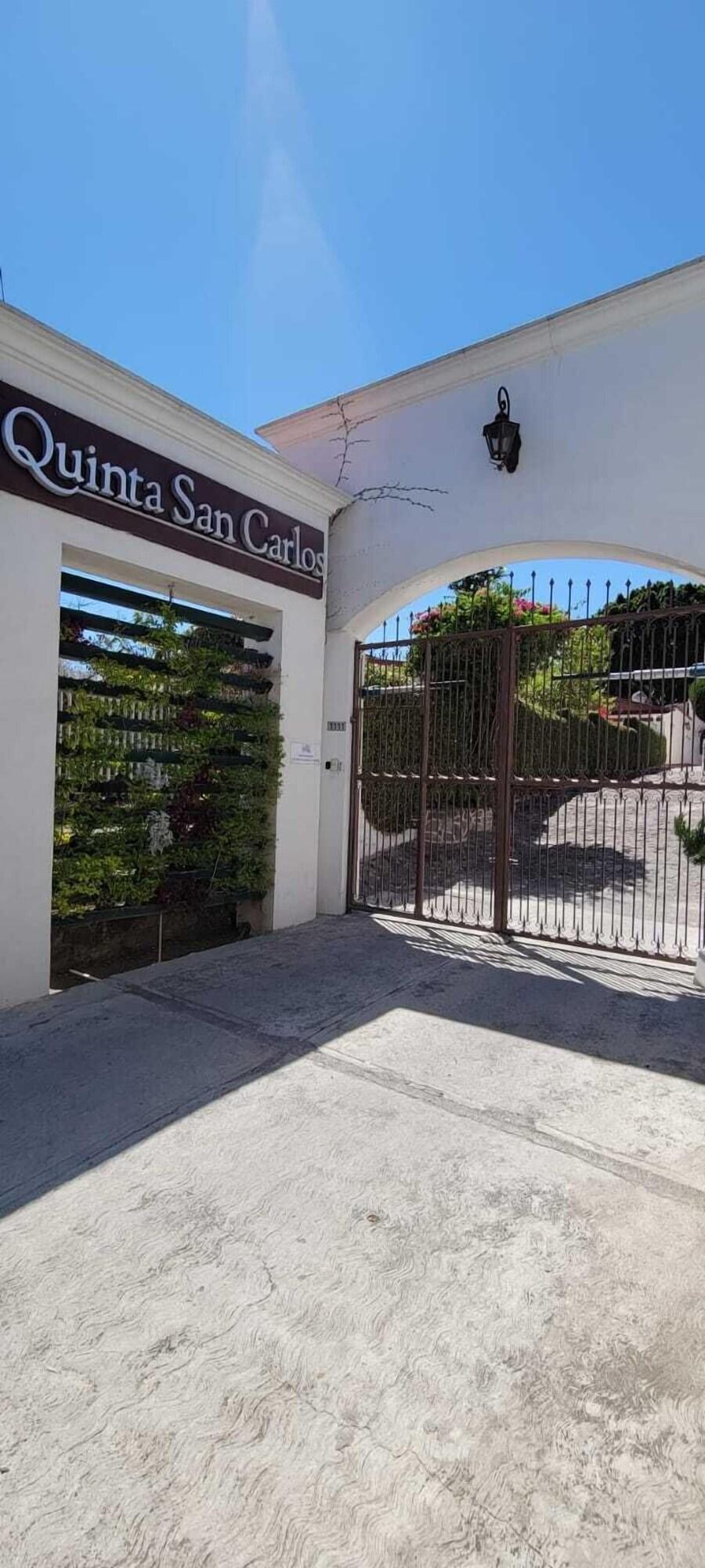 Vista Exterior Hotel Quinta San Carlos