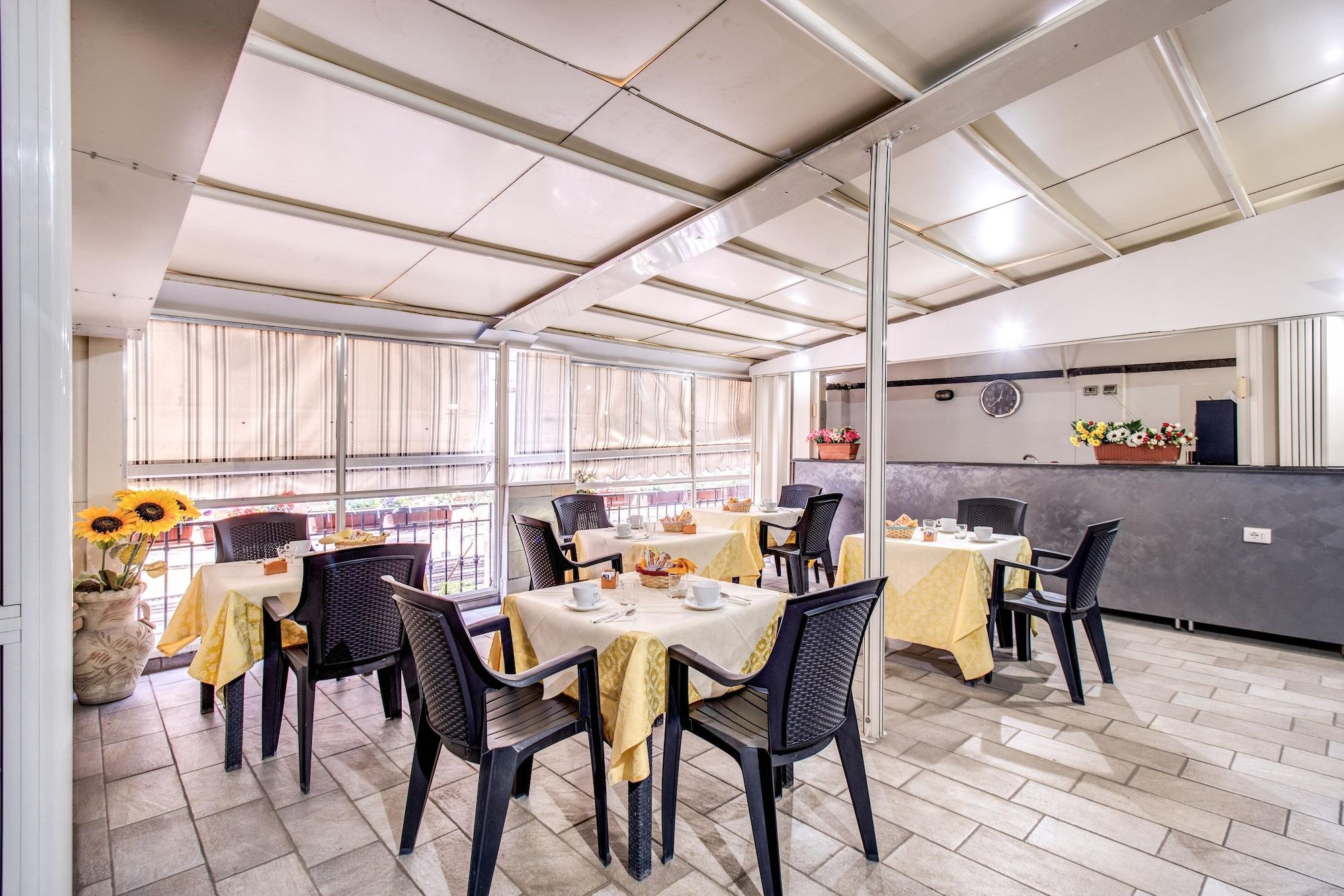 Restaurant Napoli's Gold Hotel