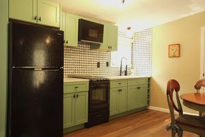 Alquiler Vacacional - Riverfront Cottage with Sauna & Hot Tub