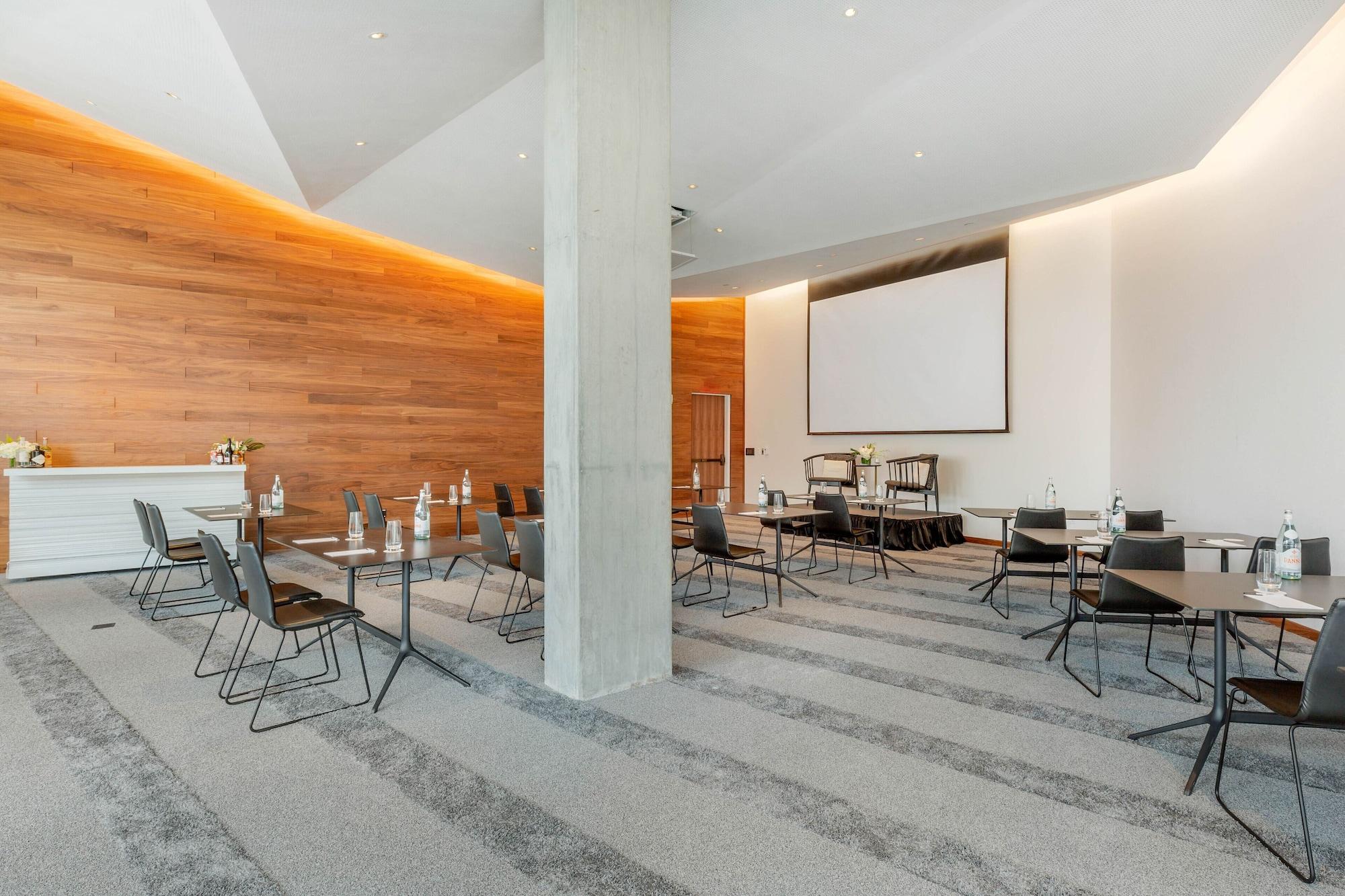 Sala de Reuniones Cambria Hotel Boston Downtown - Seaport