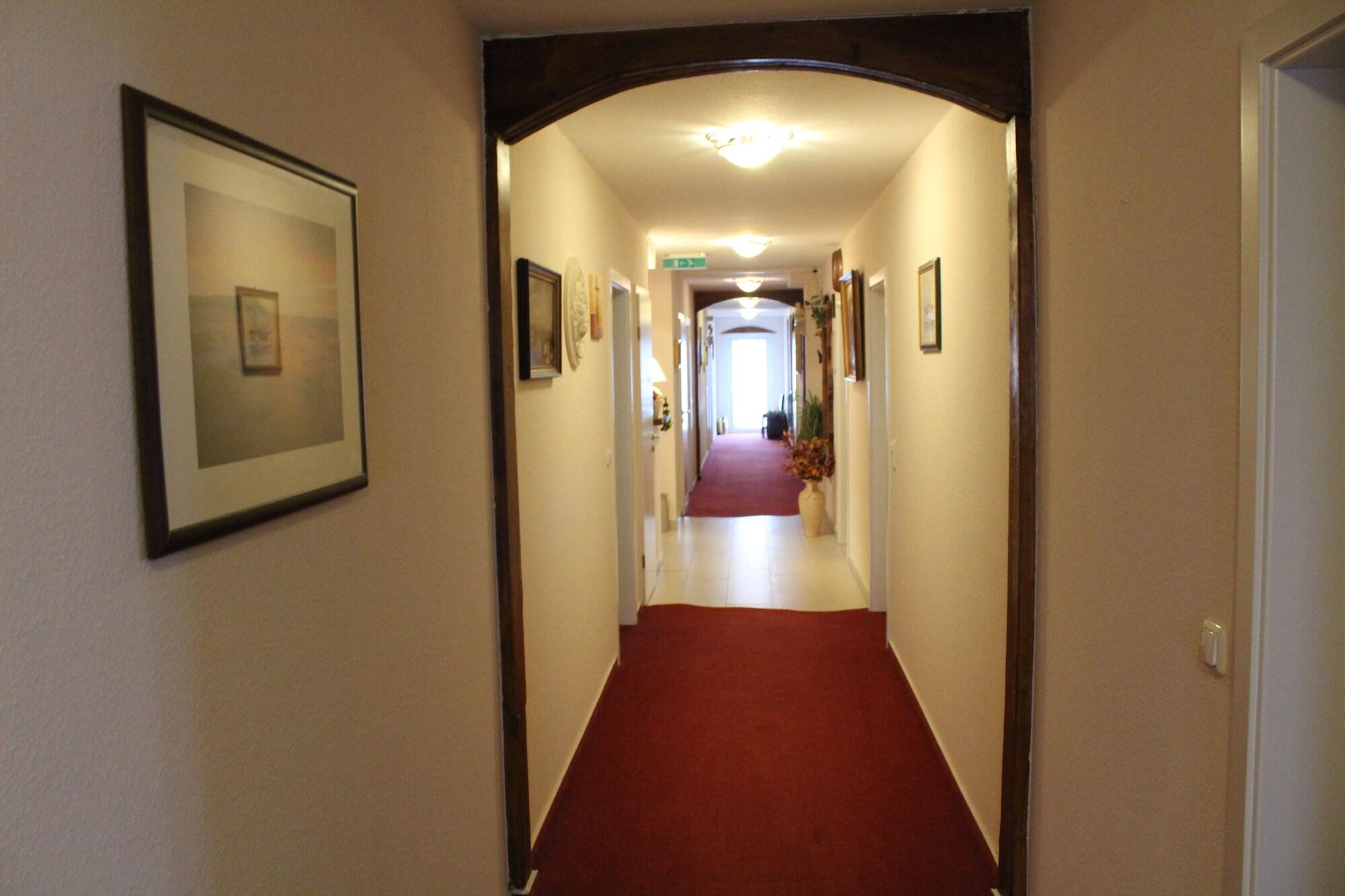 Varios Hotel Gardenia