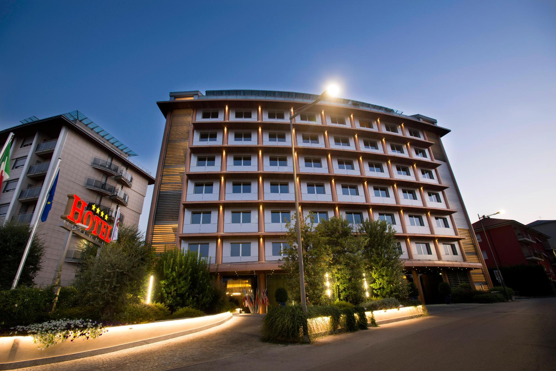 Vista Exterior Hotel Calissano