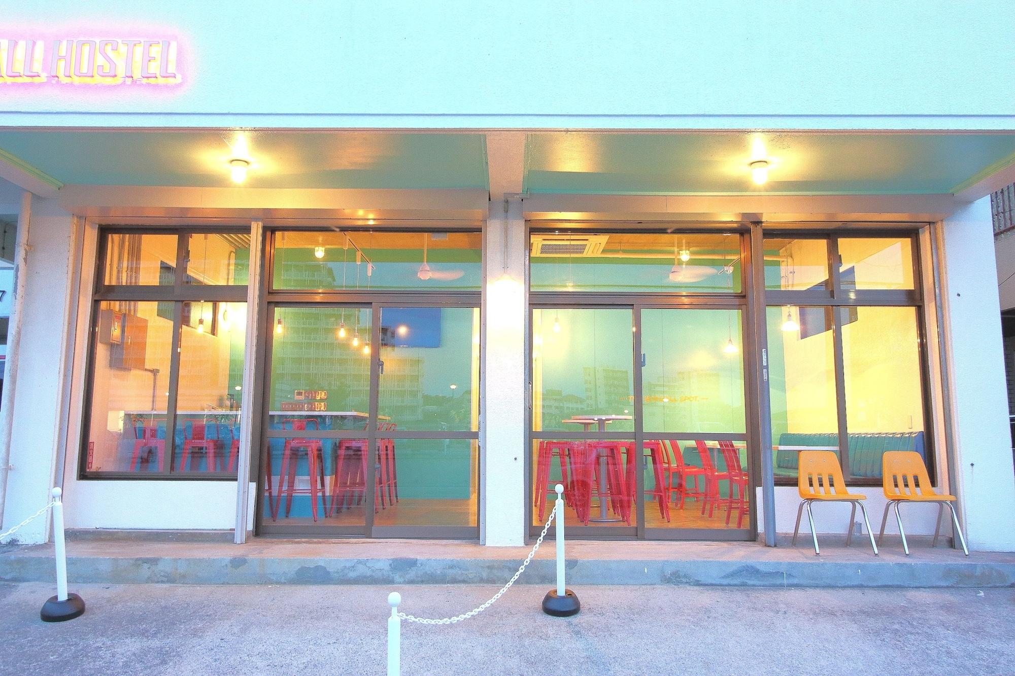 Vista Exterior Seawall Hostel