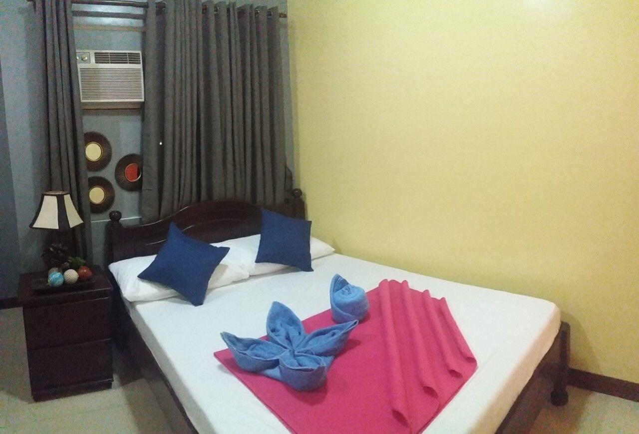Set de Habitación Connecting Flight Mactan Cebu Hostel