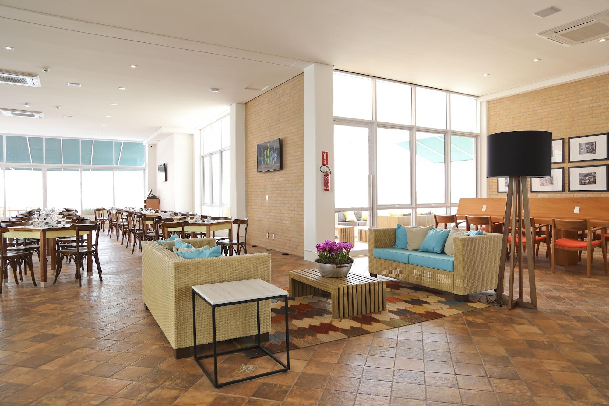 Restaurant Vitória Hotel Express Dom Pedro