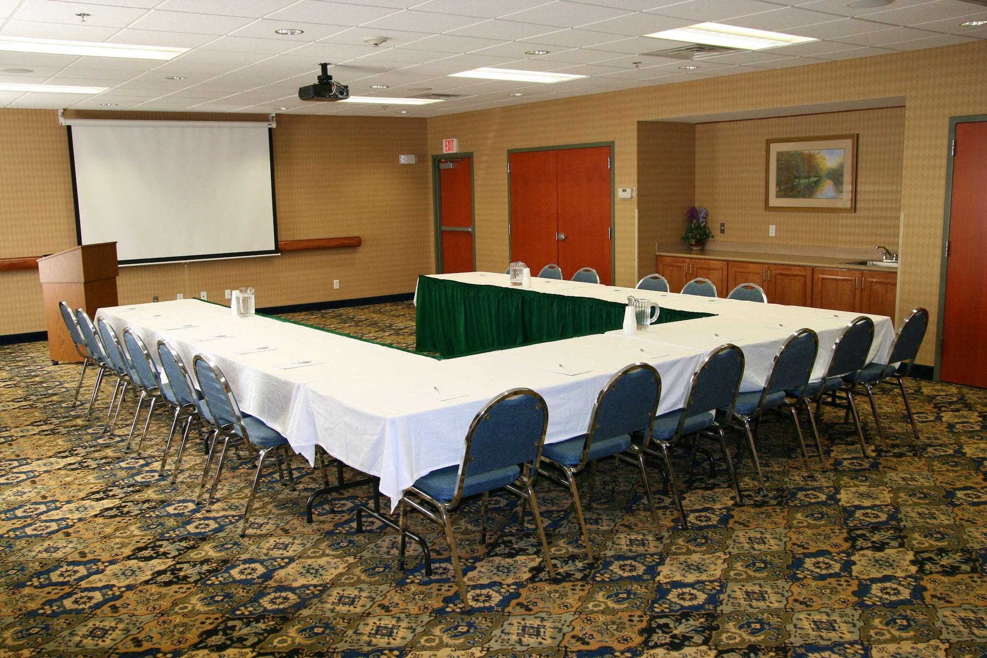 Sala de Reuniones Hampton Inn & Suites Jamestown