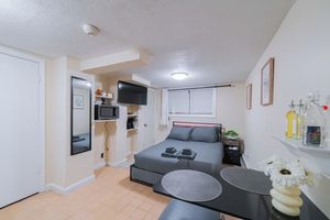 Renta Vacacional - Cozy Basement Steps Longwood&MassArt 3-Min Walk>T
