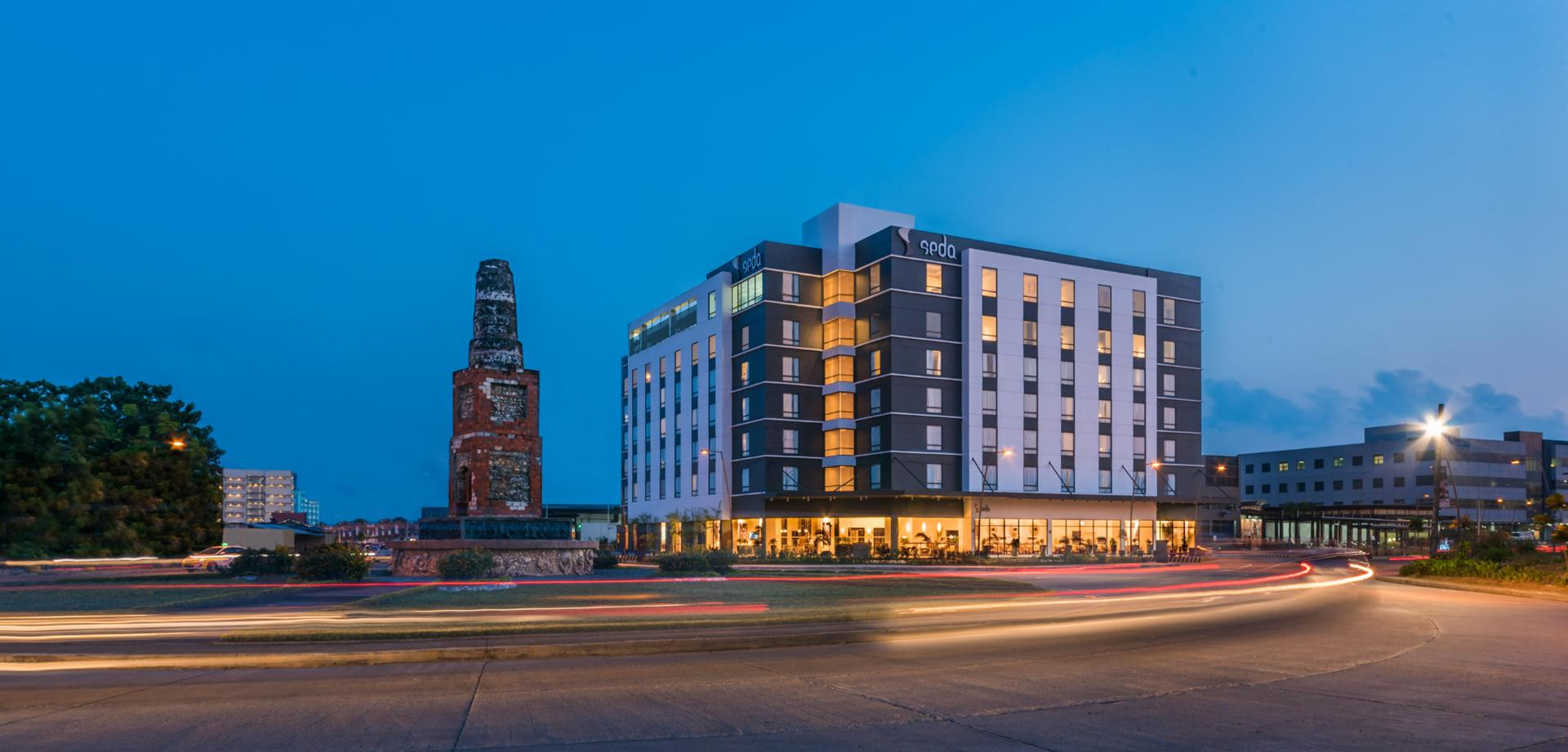 Vista Exterior Seda Atria