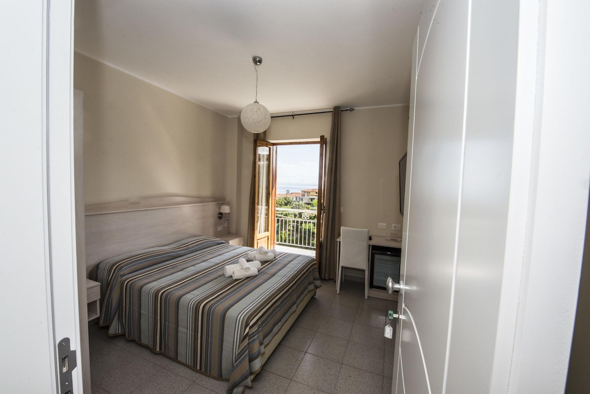 Varios Donna Rosa Accommodation