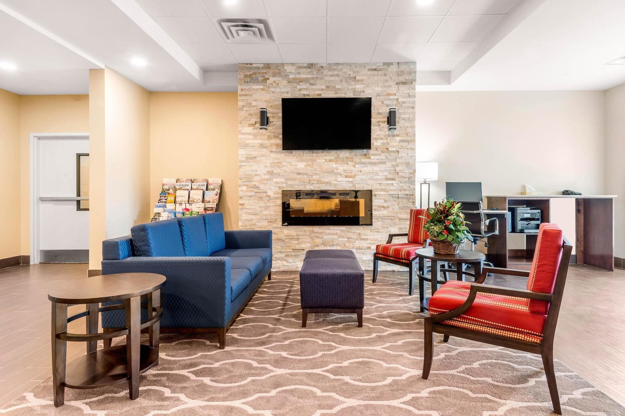 Vista Lobby Comfort Inn & Suites