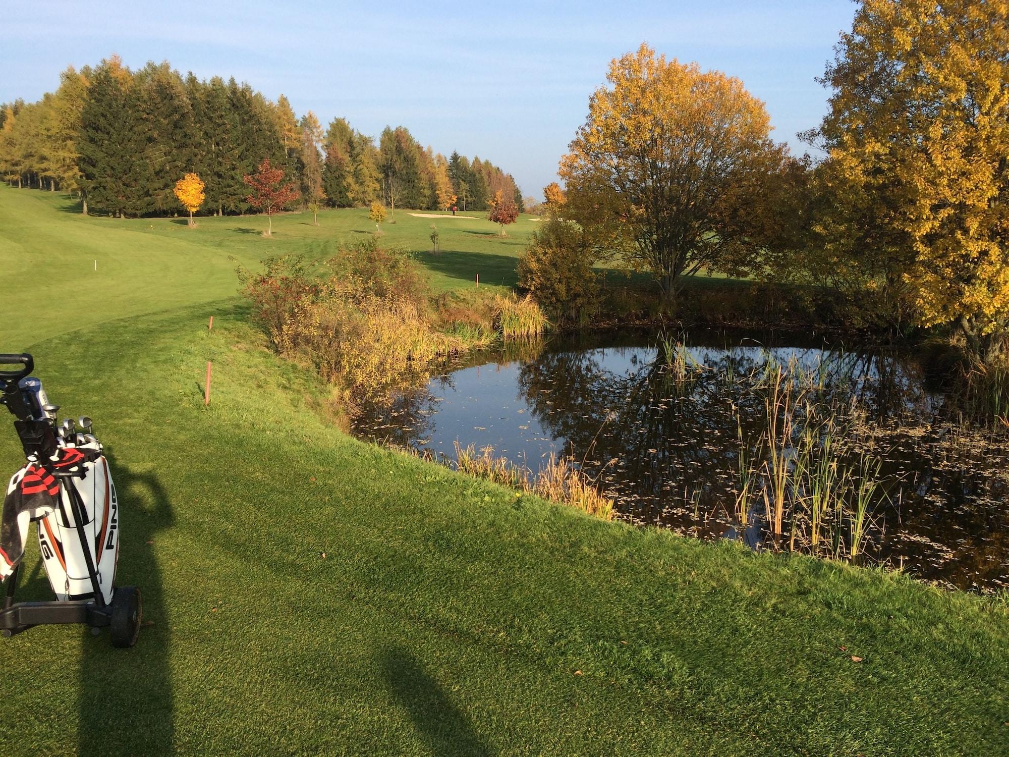 Campo de Golf Hotel Central Hof