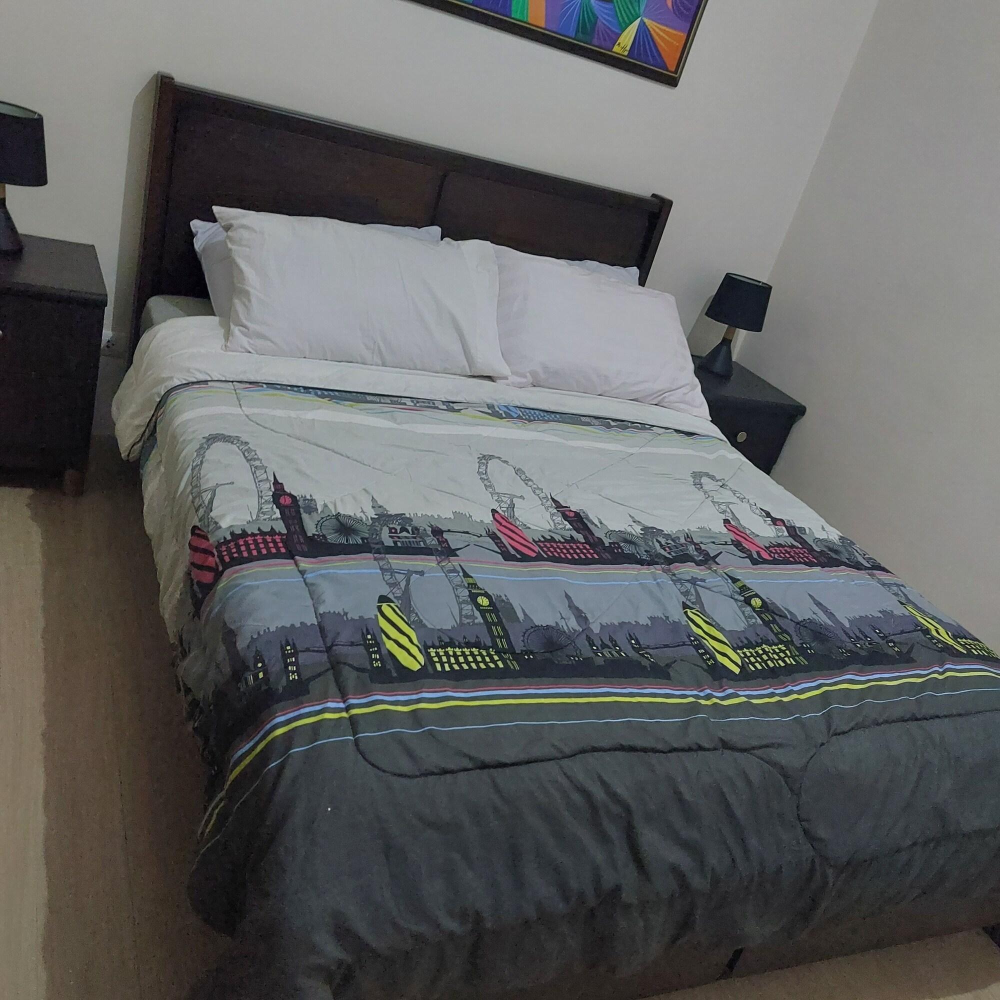 Habitación HENRY & ADICHE  EMPERADOR BUILDING