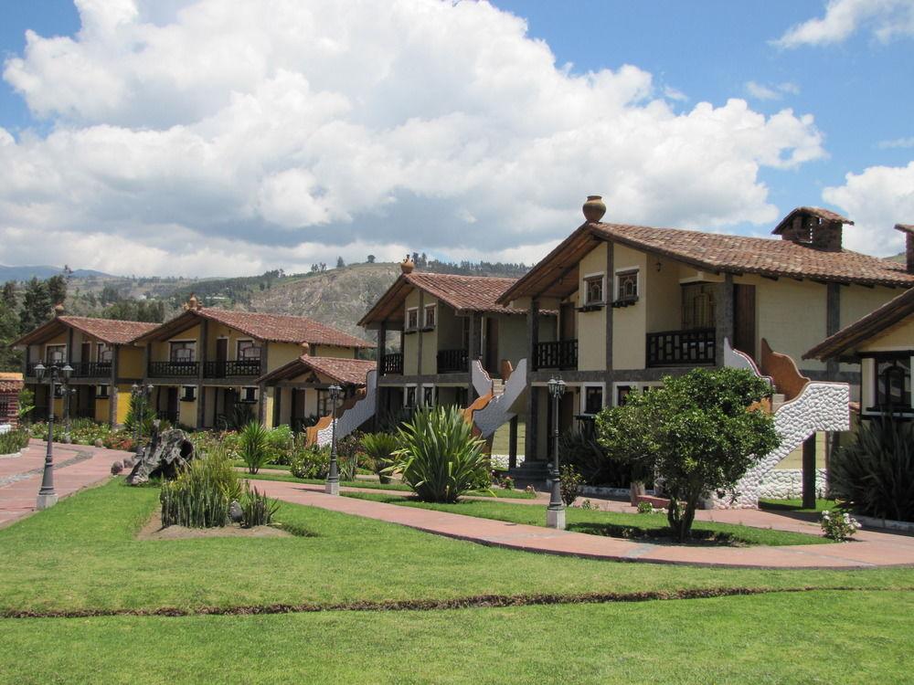 Vista Exterior Hosteria El Surillal