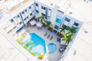 Alojamiento - Presidente Beach