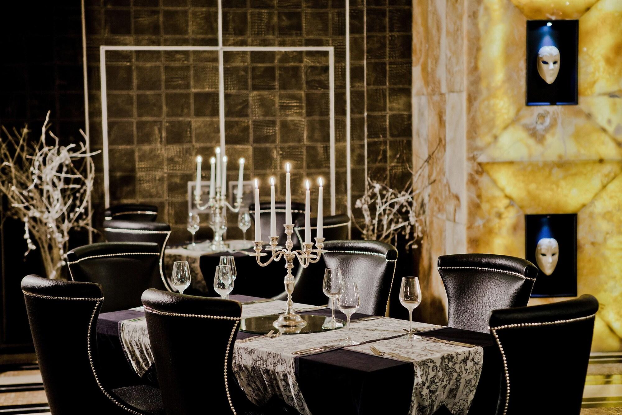 Restaurant Villas Elenite Premium