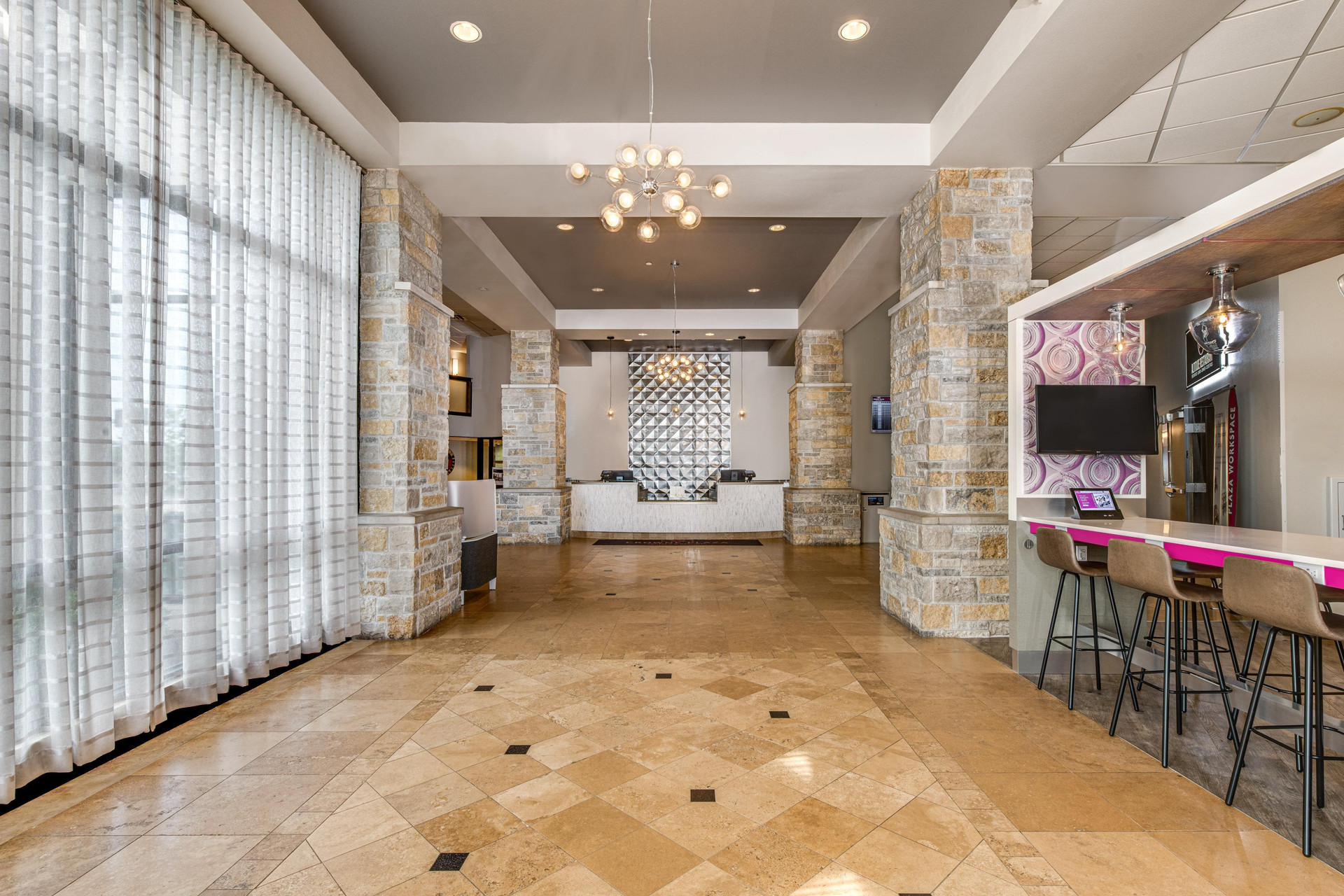 Vista Lobby Crowne Plaza Milwaukee South by IHG