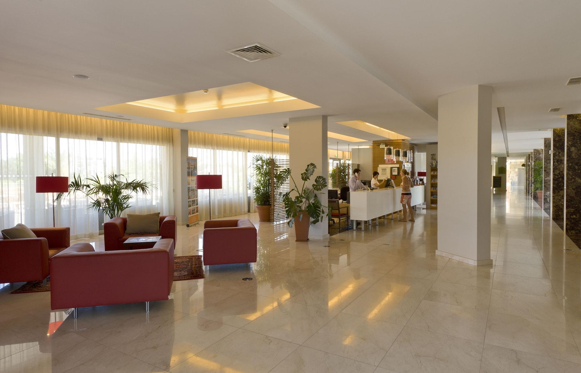 Vista Lobby Alfagar Aparthotel