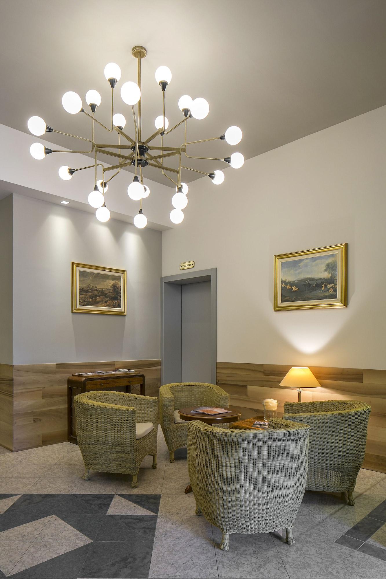Vista Lobby Hotel Falco d'Oro