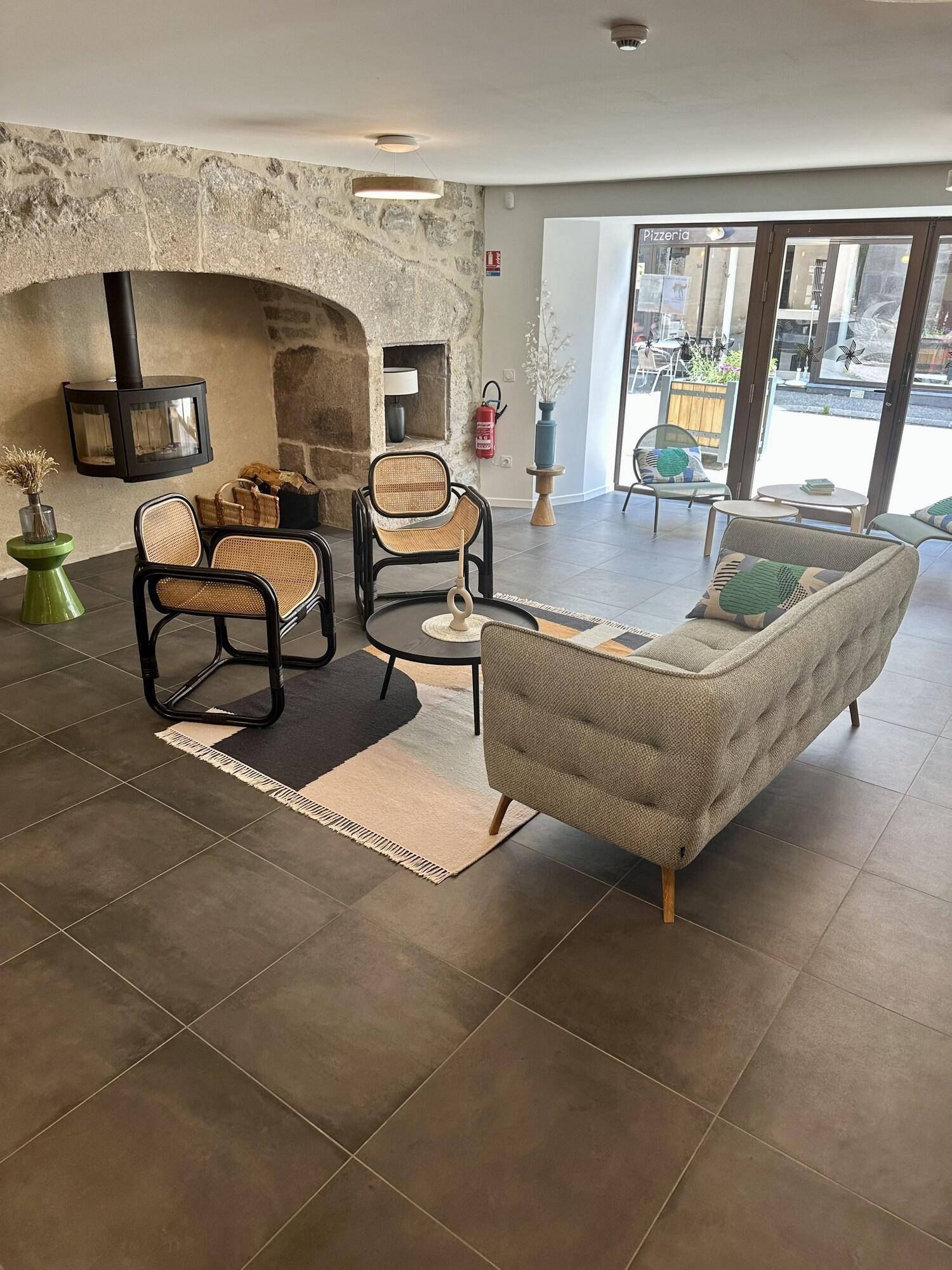Vista Lobby Logis Hotel L'Argence