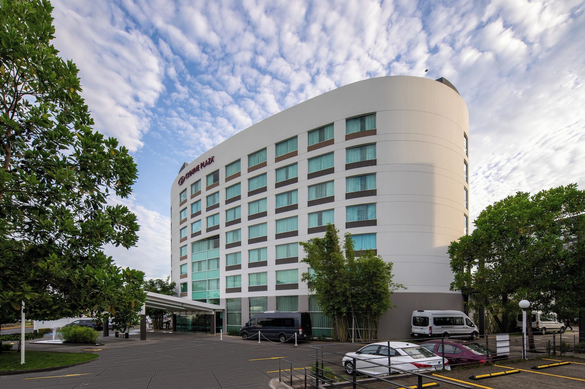 Vista Exterior Crowne Plaza Villahermosa by IHG