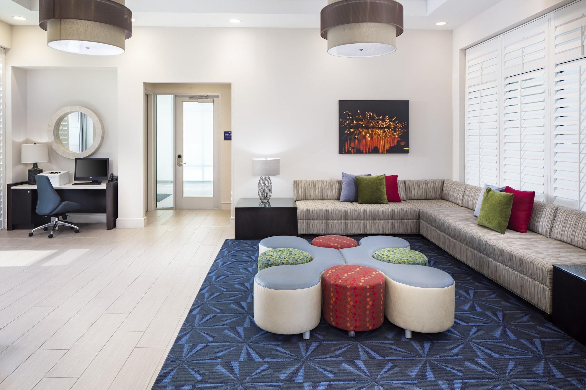 Bar/Salón Star Suites: An Extended Stay Hotel