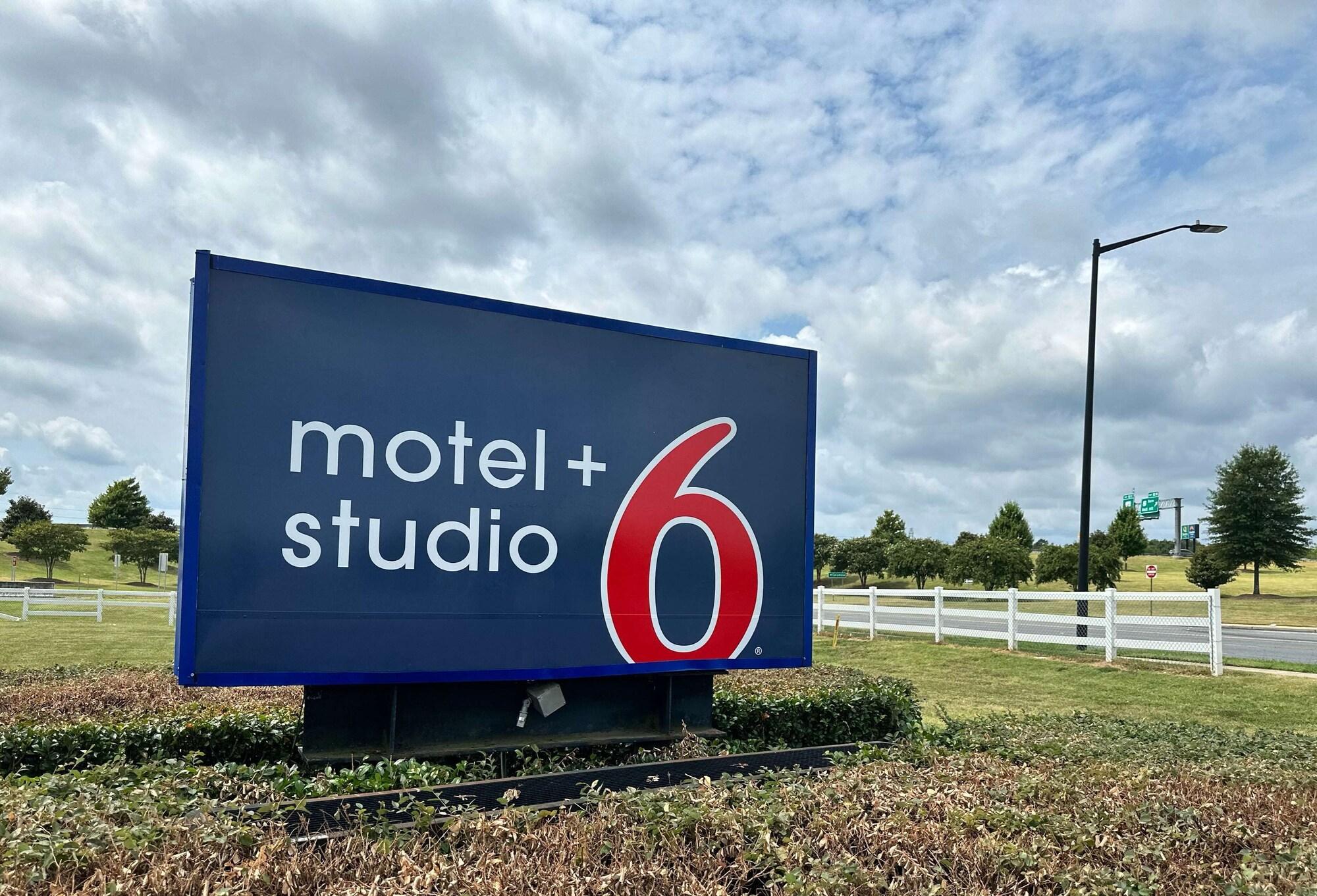 Vista Exterior Motel 6 Rock Hill, SC