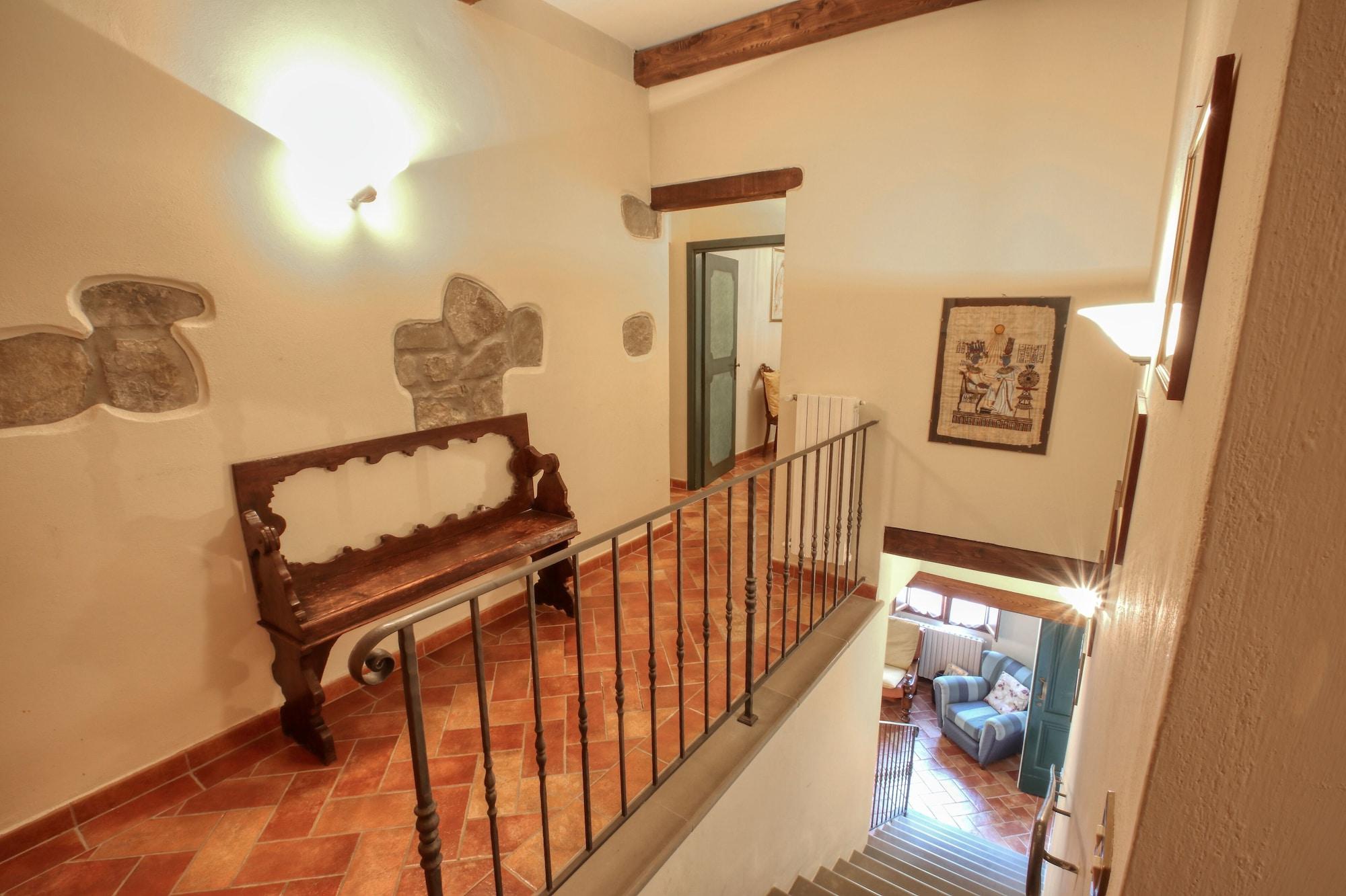 Vista Lobby Trebbiolo