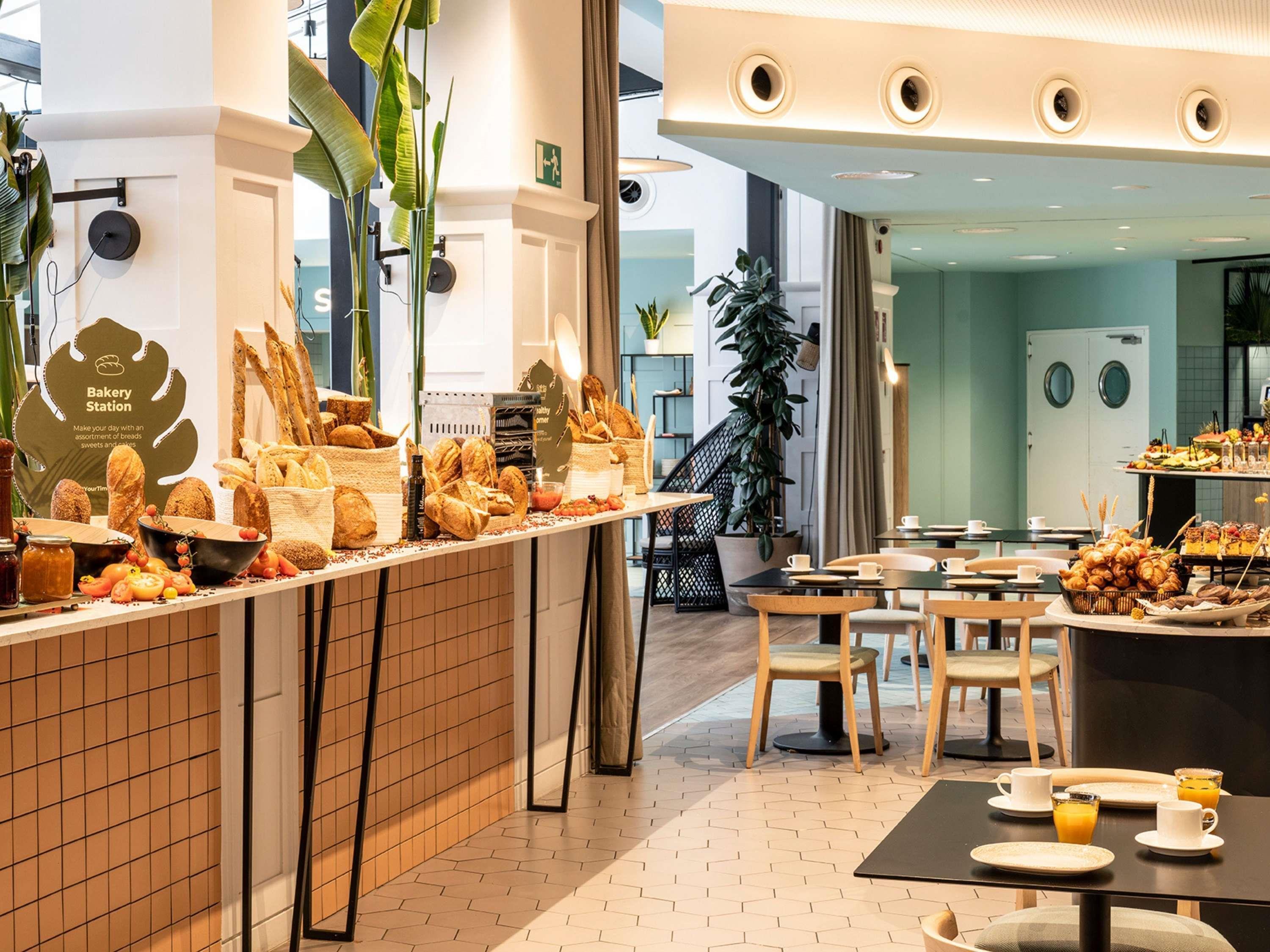 Restaurant PULLMAN MADRID AIRPORT & FERIA