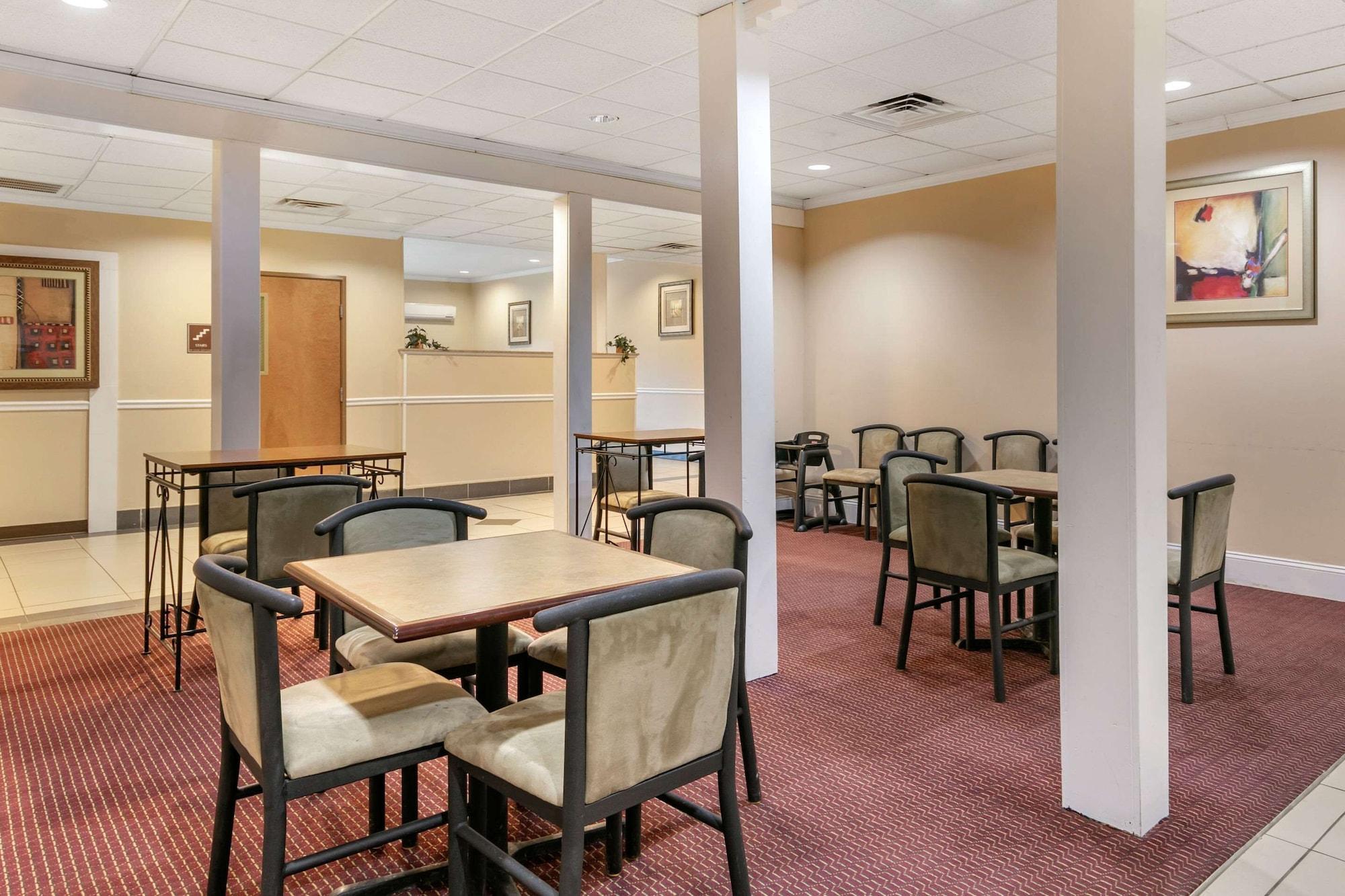 Restaurant Econo Lodge Eutaw I-20