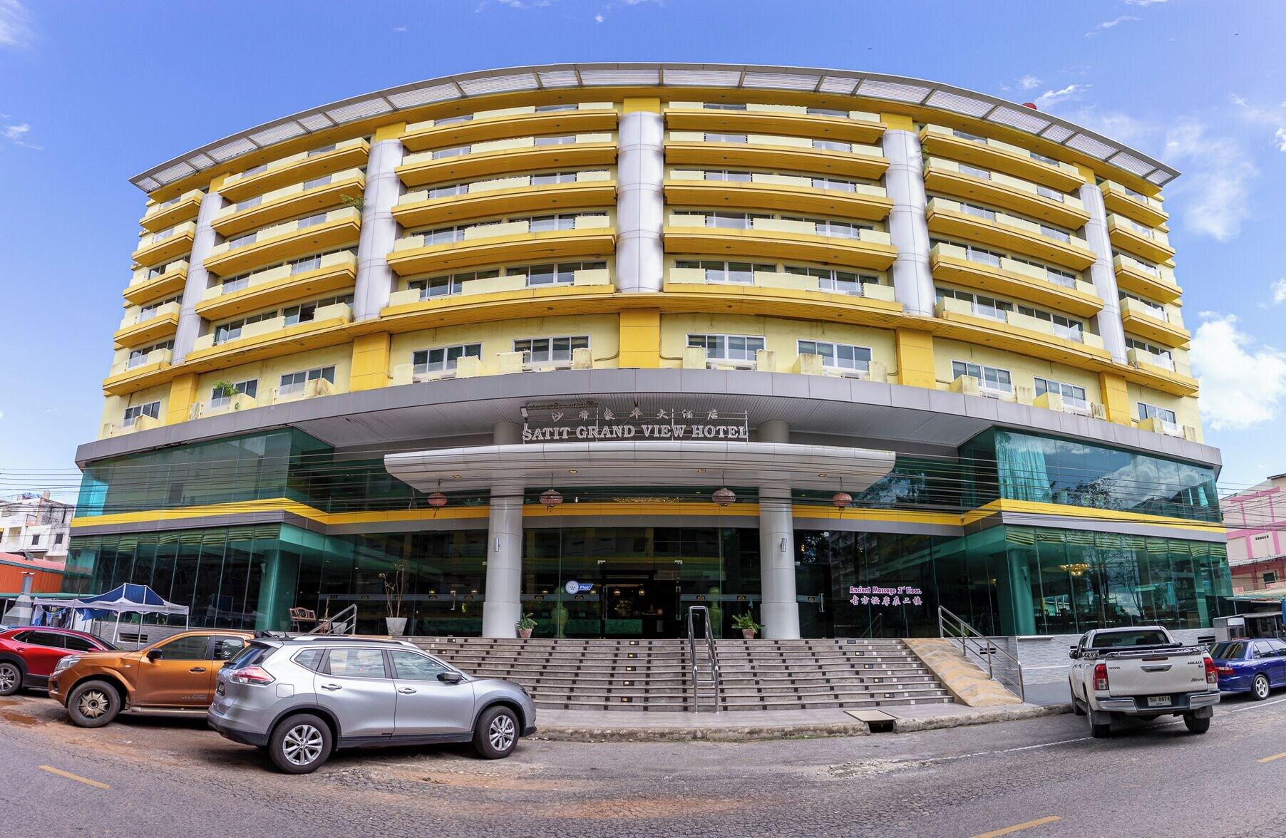 Varios Satit Grand View Hotel