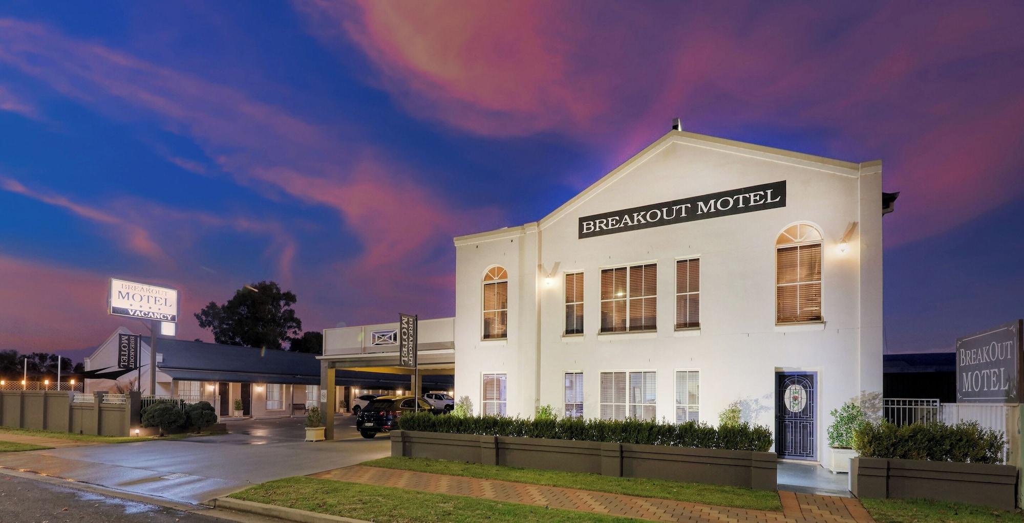 Vista Exterior Breakout Motor Inn