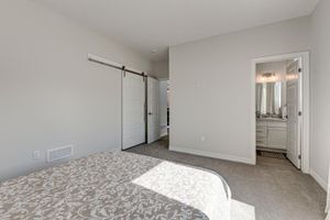 Alquiler Vacacional - Cozy, spacious family home w/ Arcade! 5 mins from Beach!