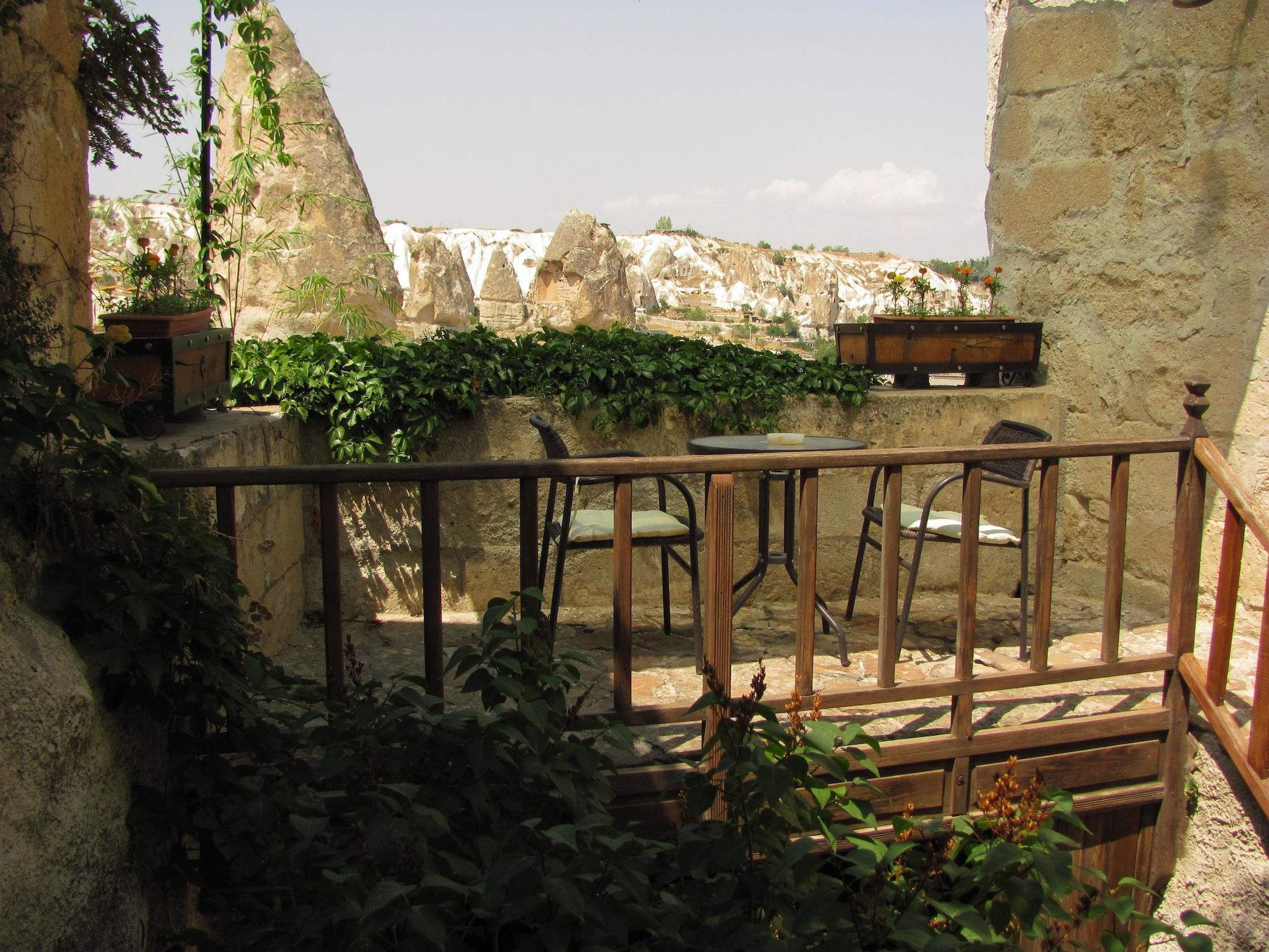 Bar/Salón Serenity Cave Suites