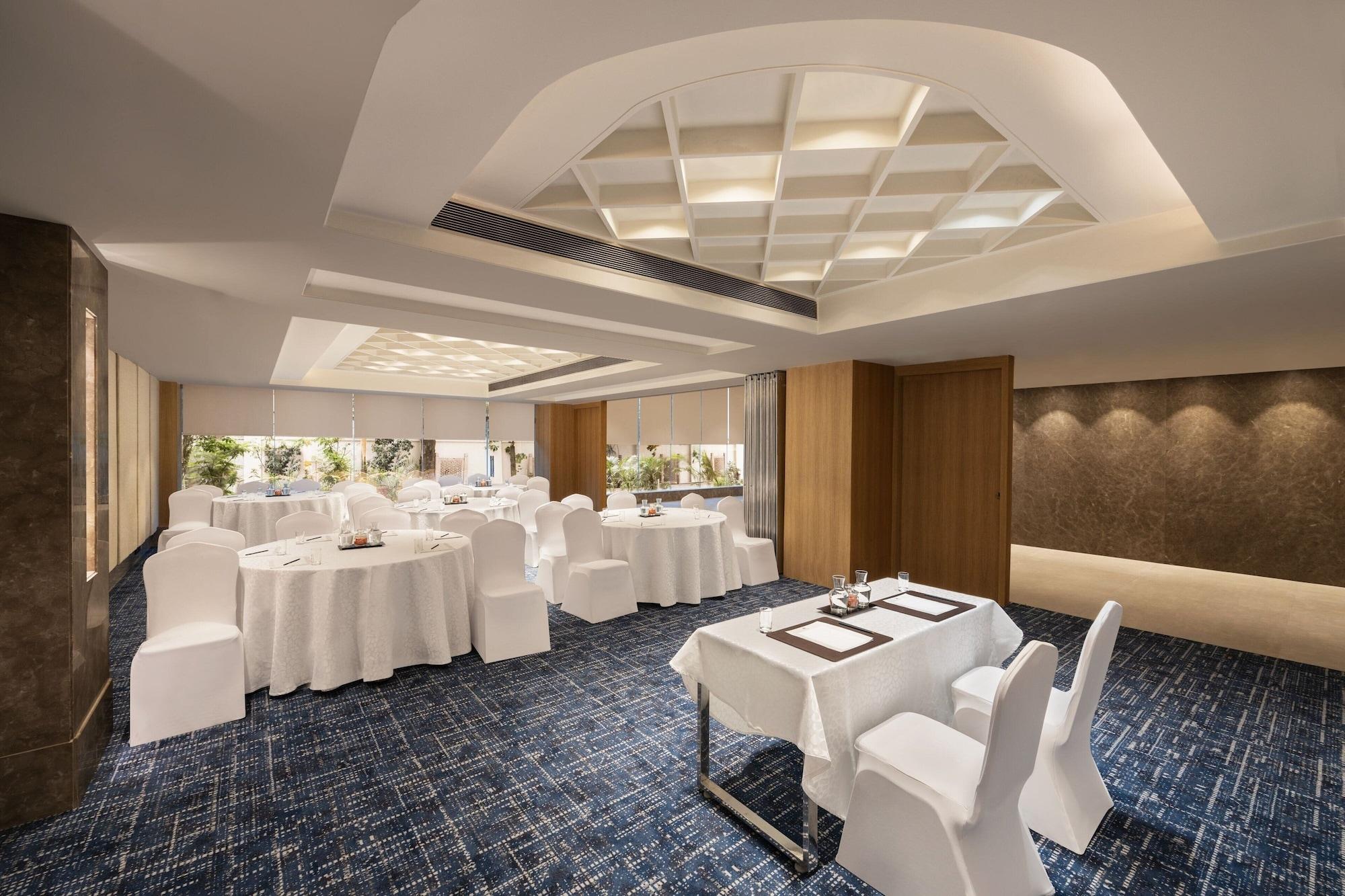 Sala de Reuniones Fairfield by Marriott Jaipur