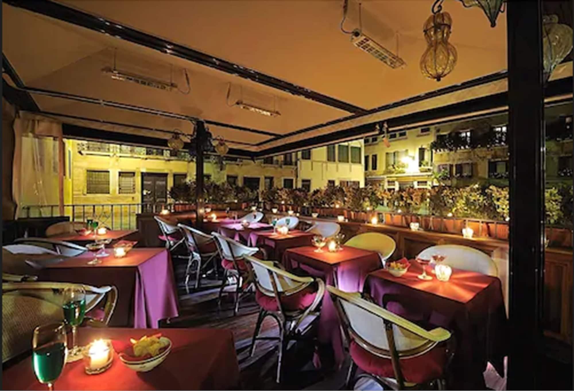 Bar/Salón Ca Marinella