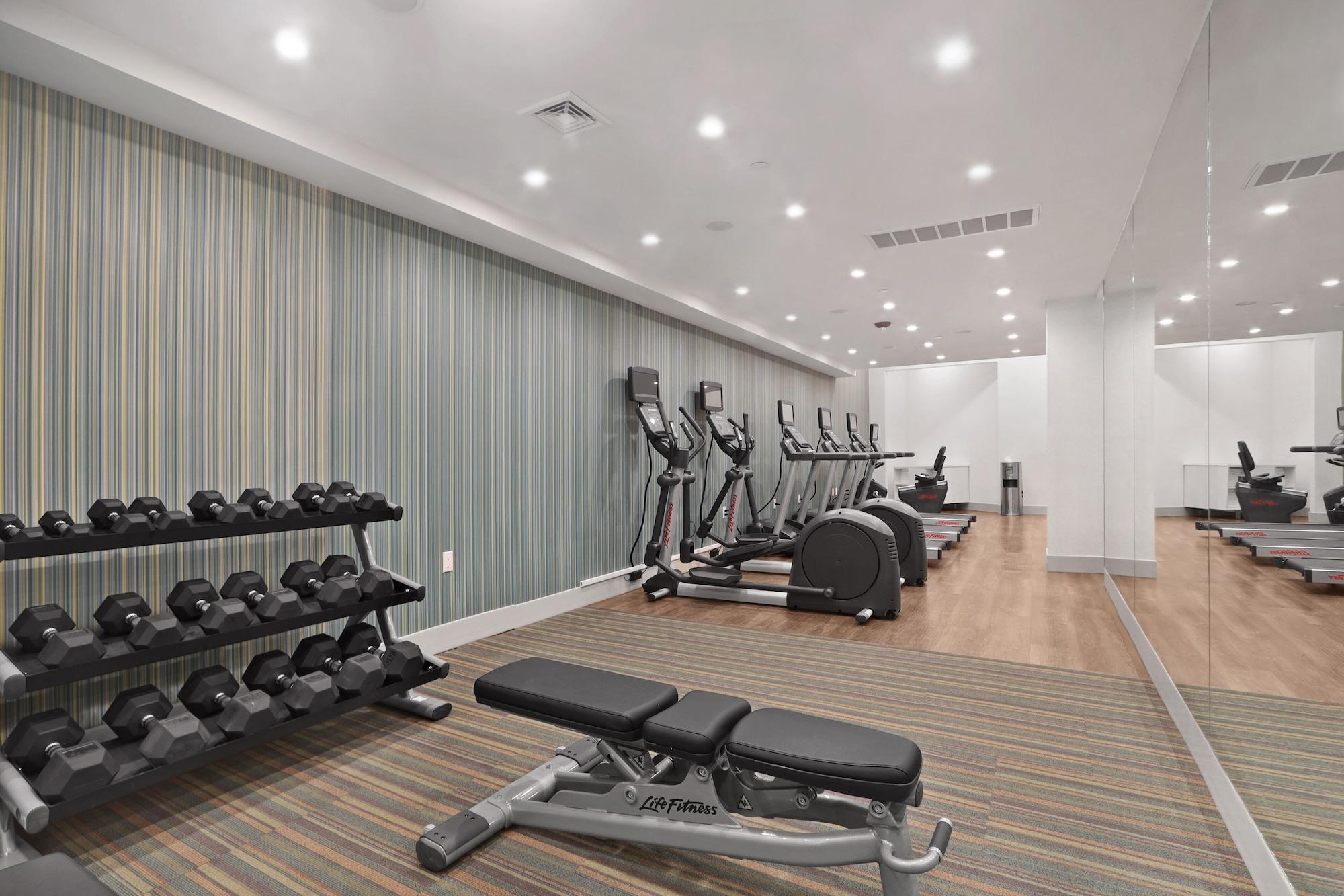 Gimnasio Hotel 1200