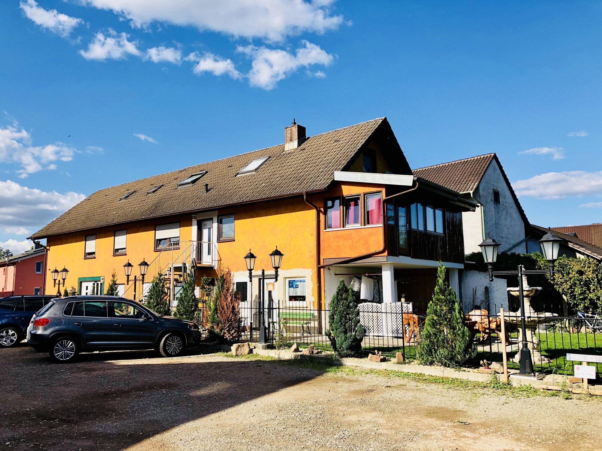 Comodidades del Alojamiento Europa Pension zum grünen Baum