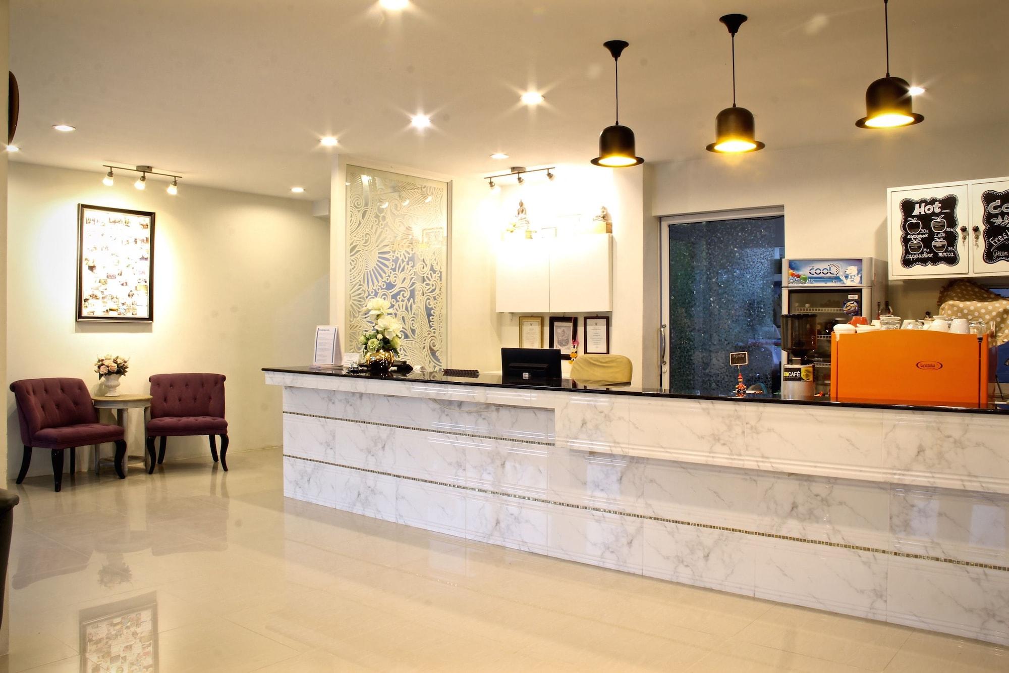 Bar/Salón Green Apple Villa