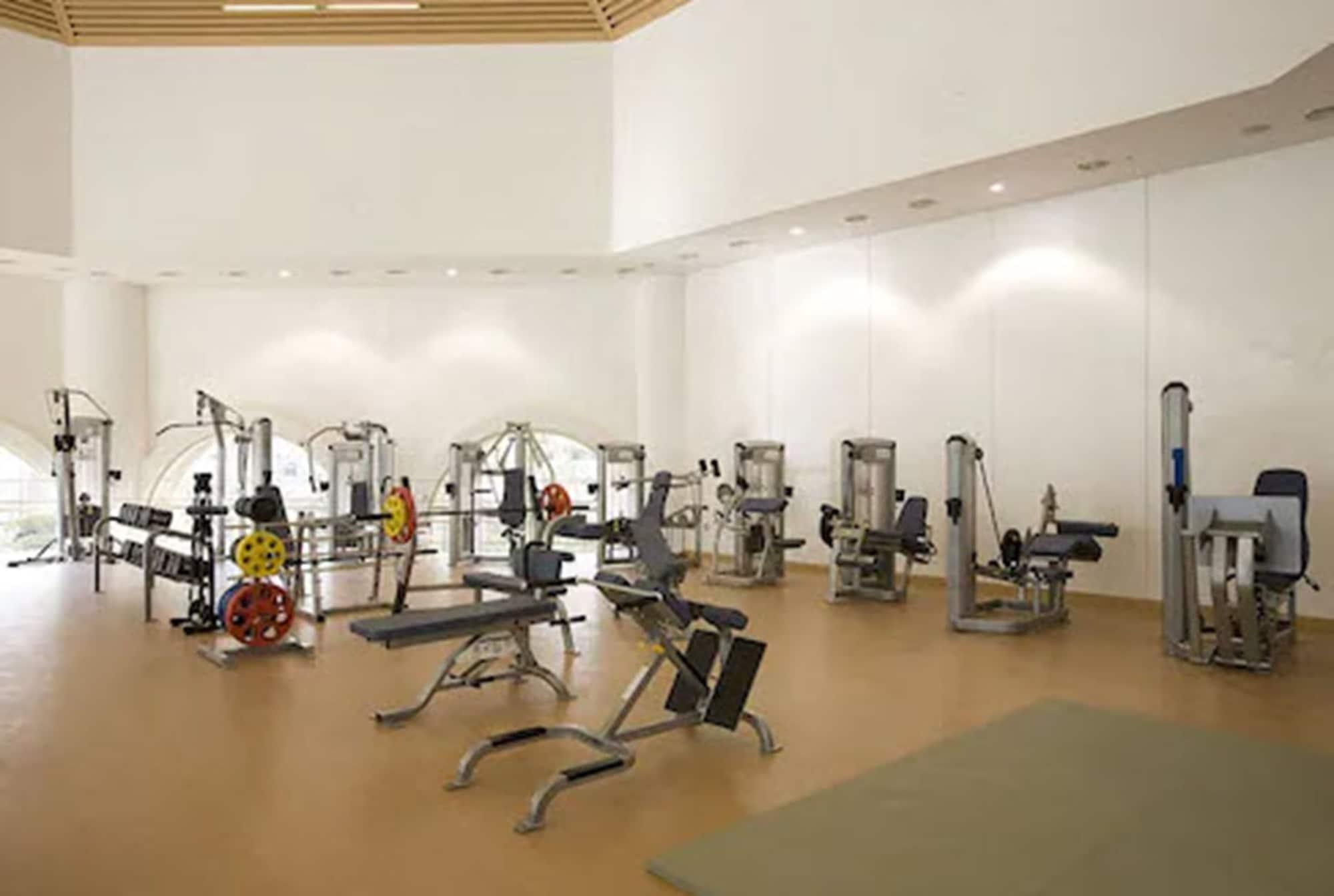 Gimnasio STX Resort