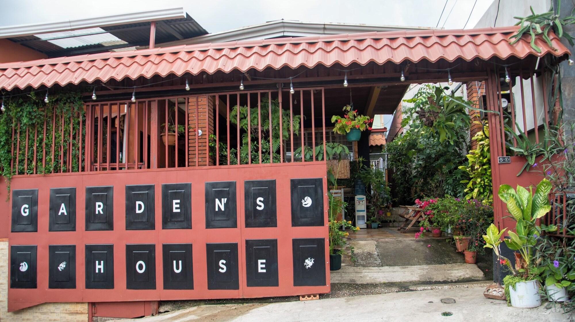 Varios Gardens House, Airport Juan Santamaría, Alajuela, San Jose