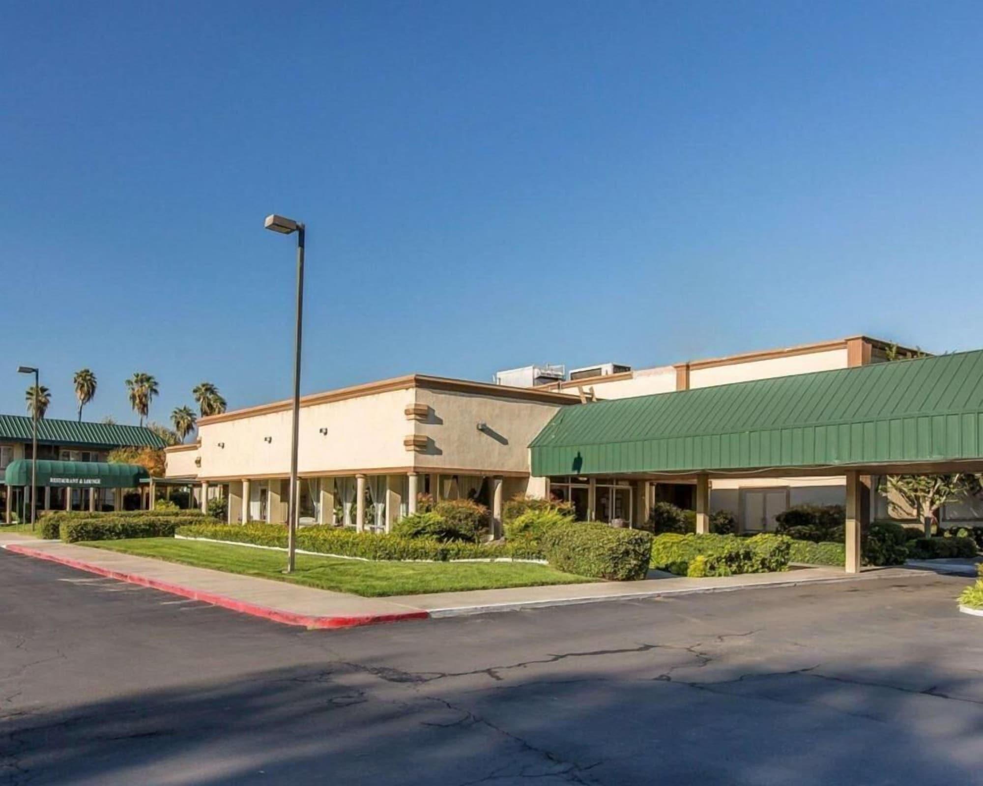 Varios Stockton Inn
