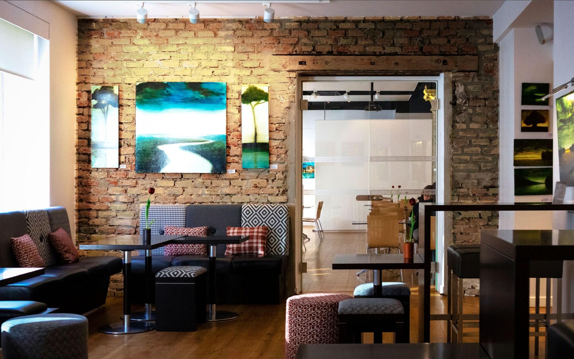 Bar/Salón Ciarus - Hostel