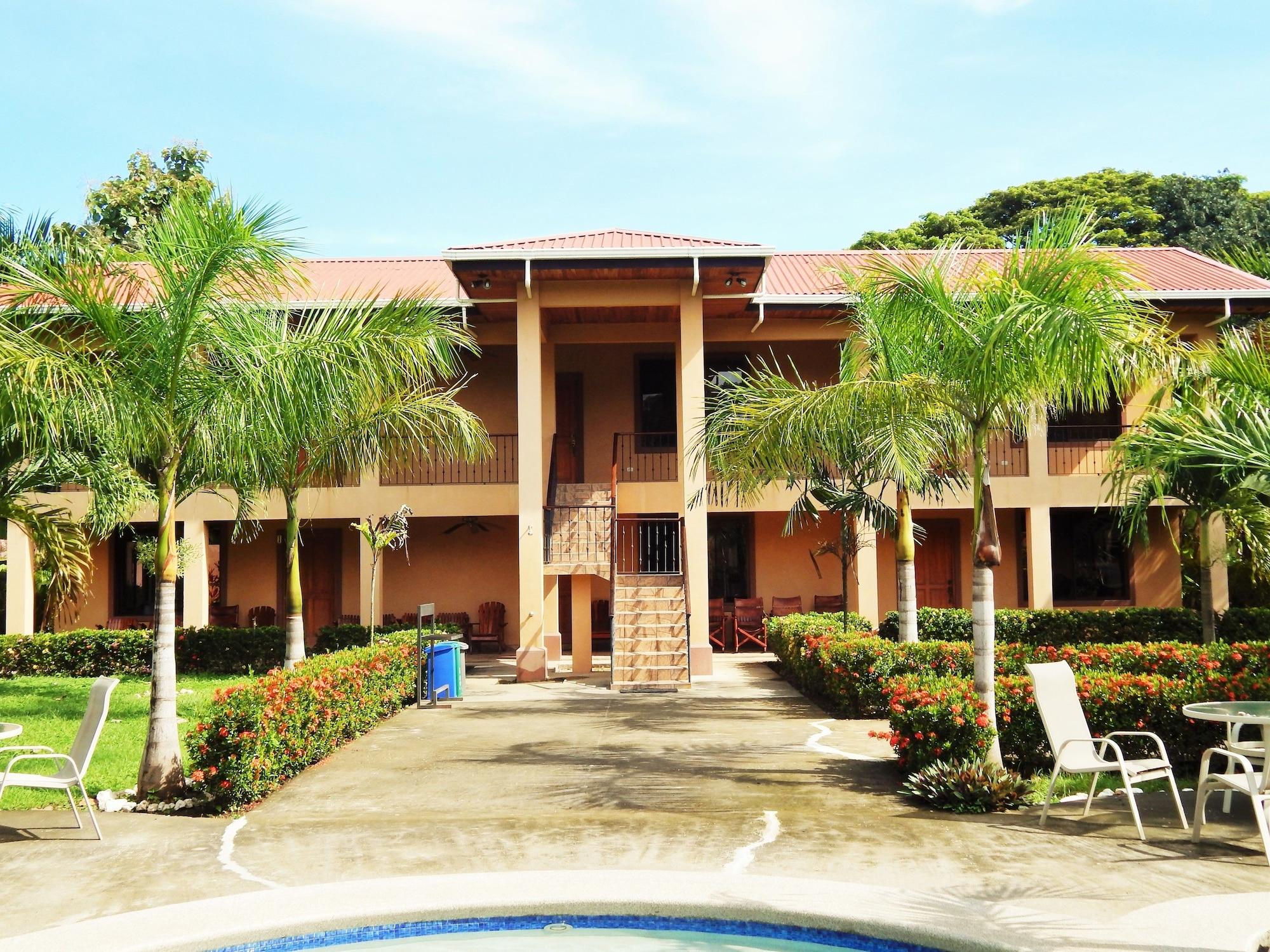 Varios Marbella Surf Inn