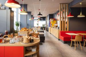 Alojamiento - ibis Geneve Centre Lac