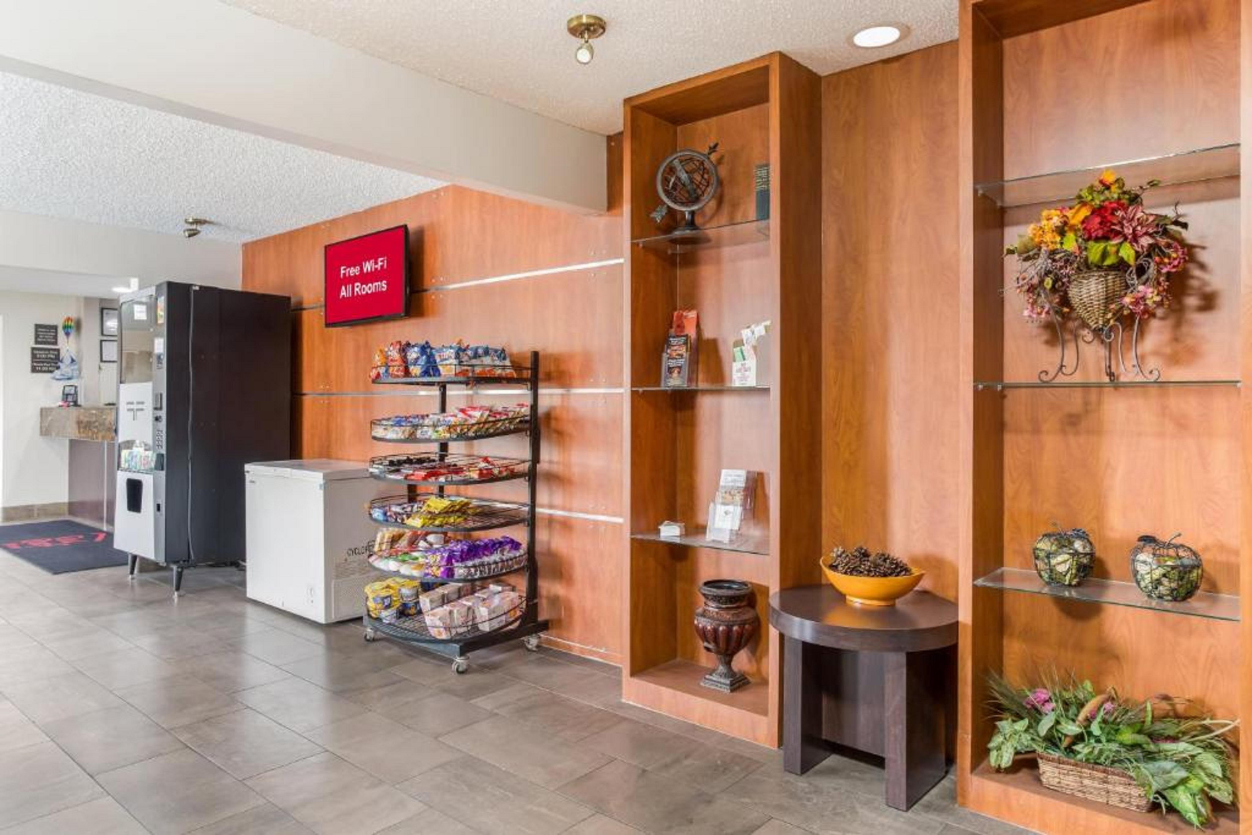 Restaurant Red Roof Inn Albuquerque - Midtown