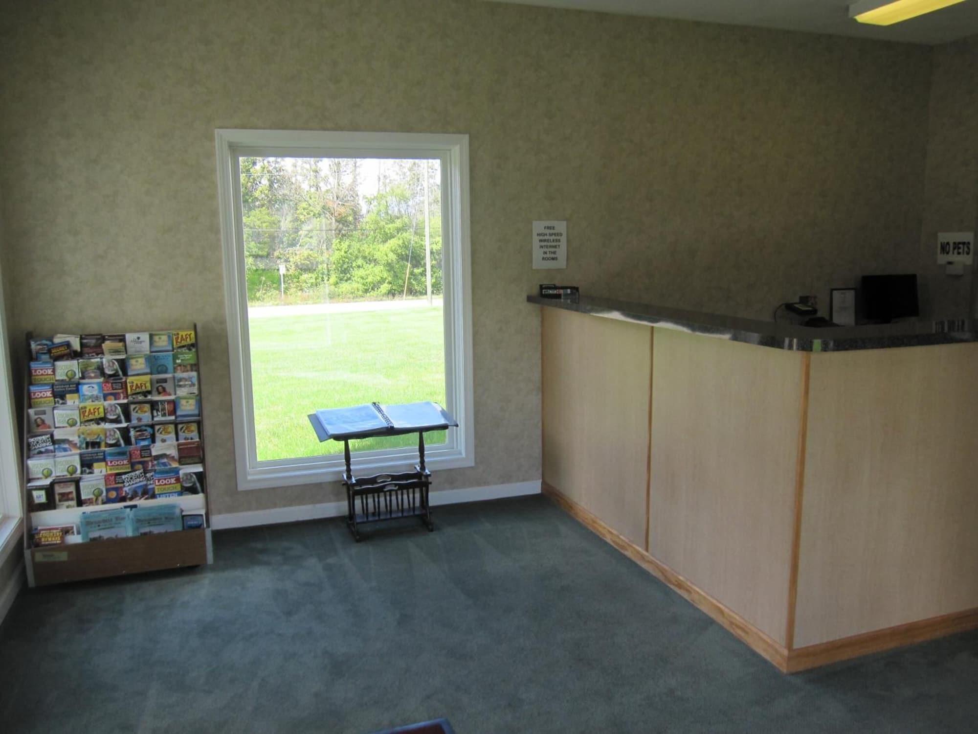 Vista Lobby The Springwater Inn